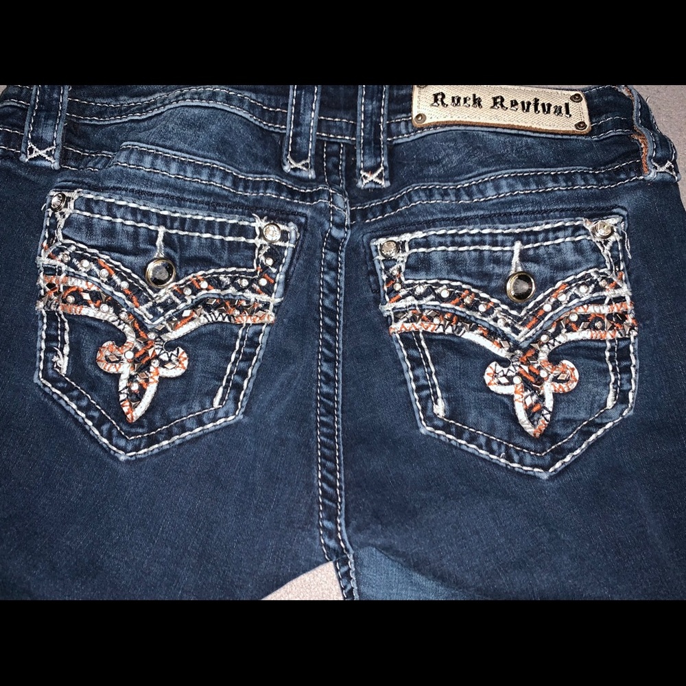 Size 27 rock revival skinny jeans